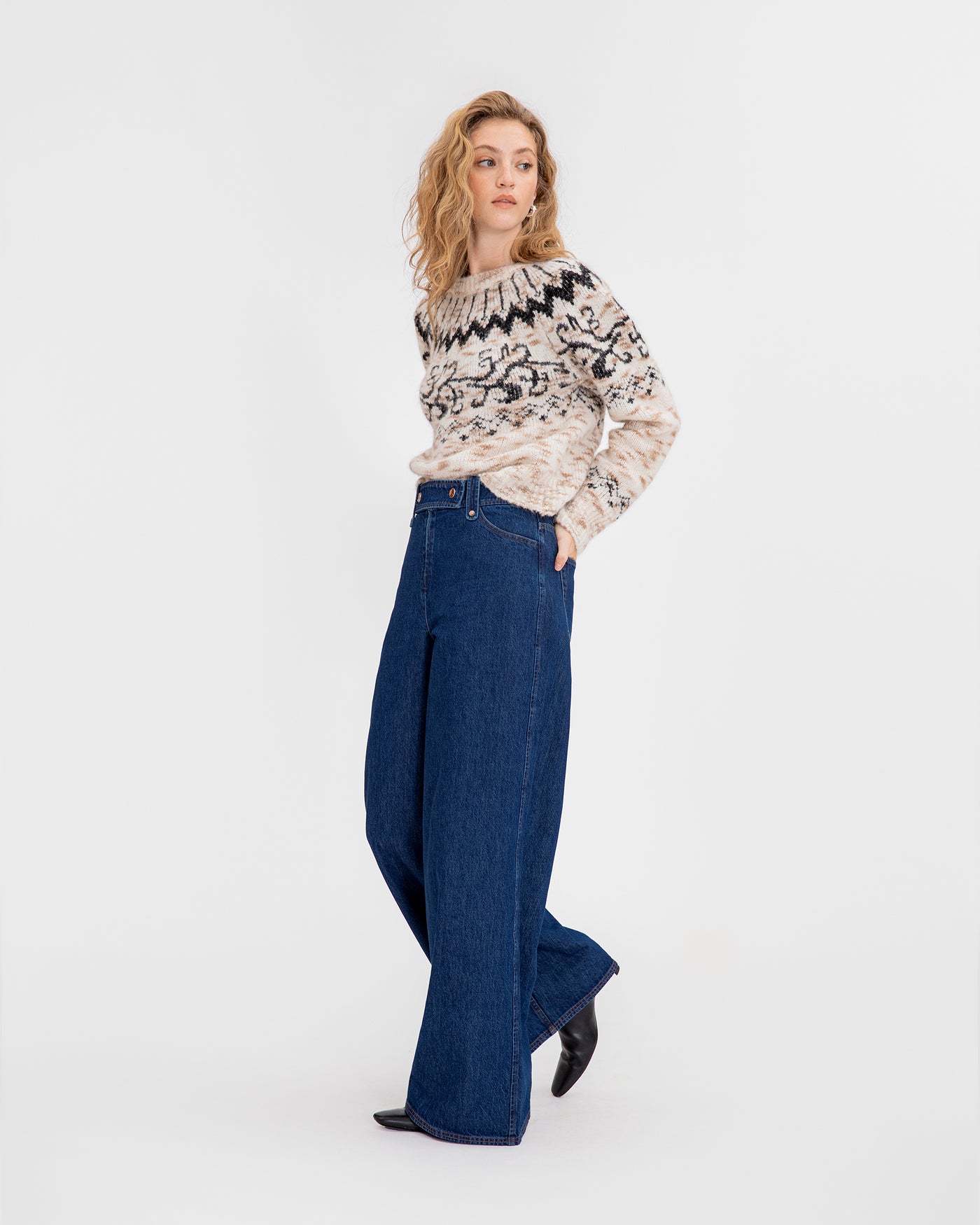 Duke Sweater